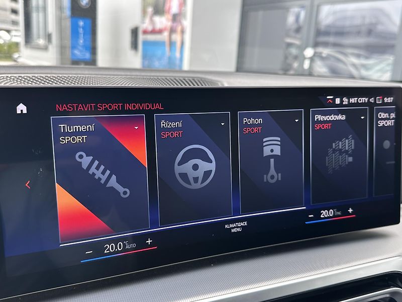BMW Řada 3 320d xDrive M-Sport Touring - fotka 16 z 33