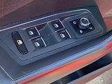 Volkswagen T-Roc (2019) 1.5 TSi, R-Line, LED, panor - náhled 11