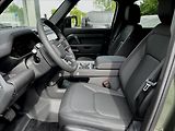 Land Rover Defender (2026) 3,0 110 X-Dynamic SE D200 AWD - náhled 9