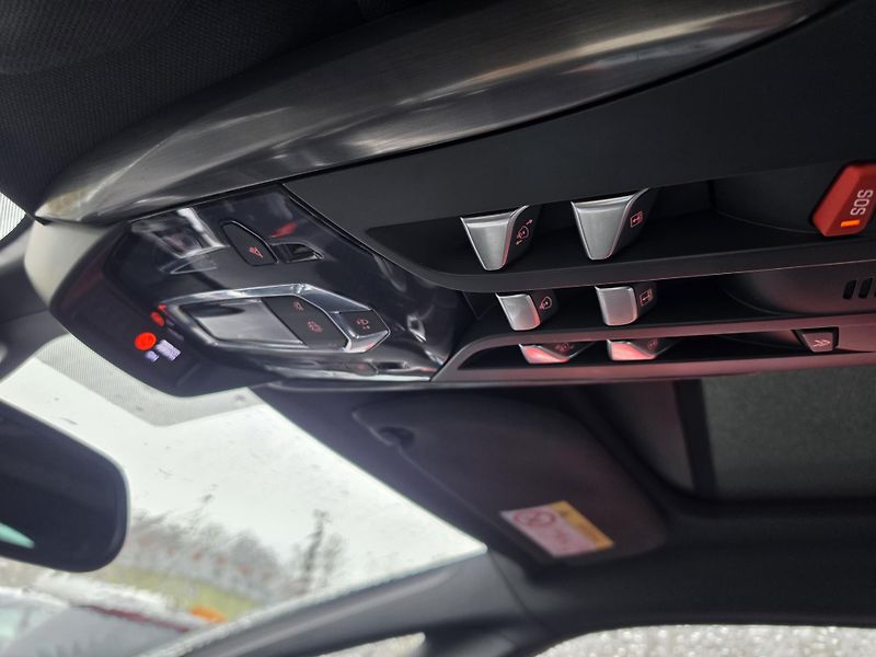 Citroën DS5 2 0 HDI Panorama Automat  - fotka 20 z 33
