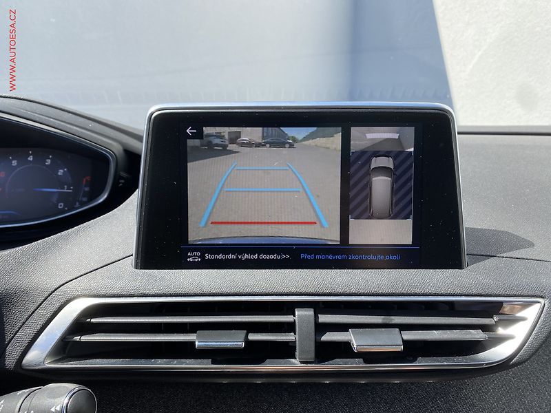 Peugeot 5008 (2018) 1.2PT, Allure, +ALU, panor - fotka 17 z 19