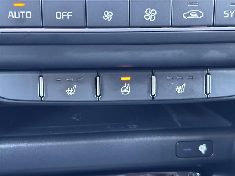 Kia XCeed 1,5 TGDi 118kW TOP ZÁRUKA KŮŽE - fotka 28 z 42