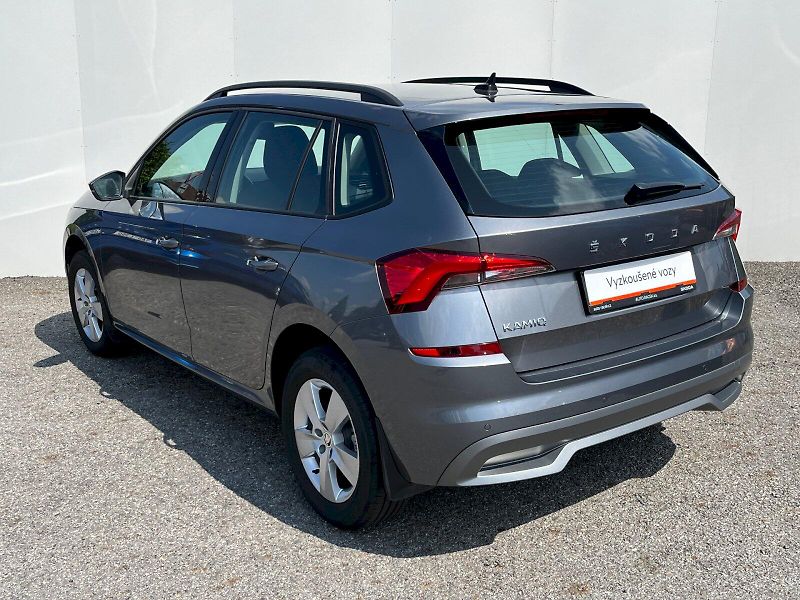 Škoda Kamiq (2023) 1.0 TSI 81 kW Ambition - fotka 27 z 27