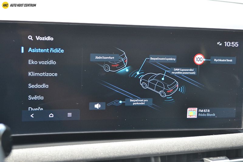 Hyundai Tucson 1,6 T-GDI PHEV 4WD AT PREMIUM - fotka 38 z 69