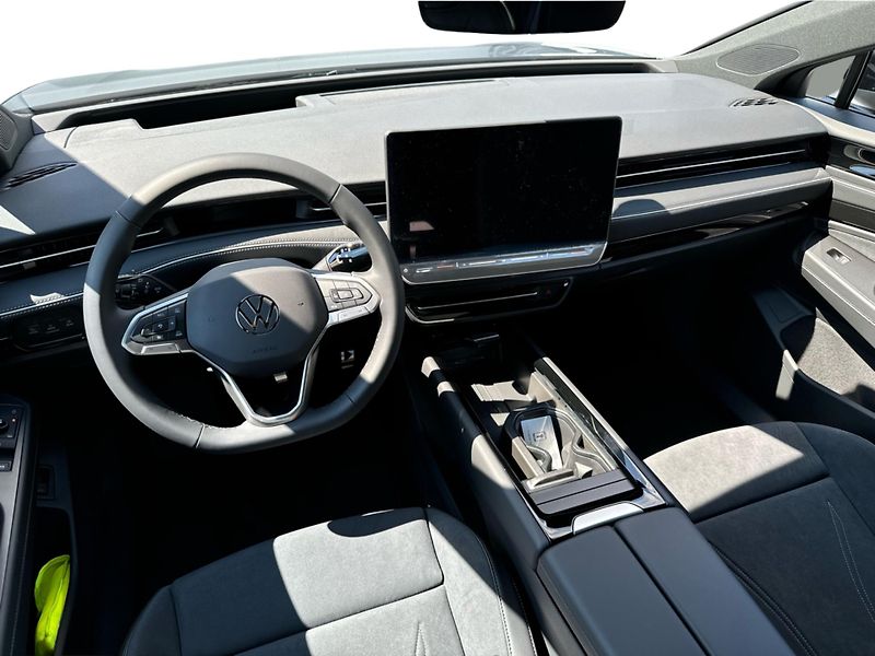 Volkswagen ID.7 Tourer Pro People 77 kWh - fotka 10 z 26