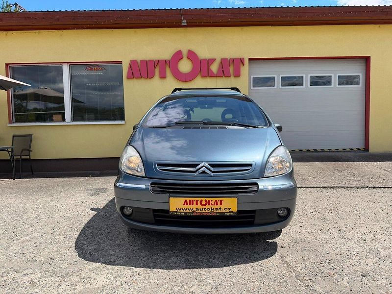 Citroën Xsara Picasso 1.6i 80kW/Panorama/Tažné/Temp. - fotka 9 z 23