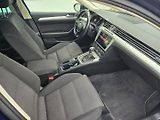 Volkswagen Passat (2018) 2.0 TDI DSG,Navi,Rozvody - náhled 24