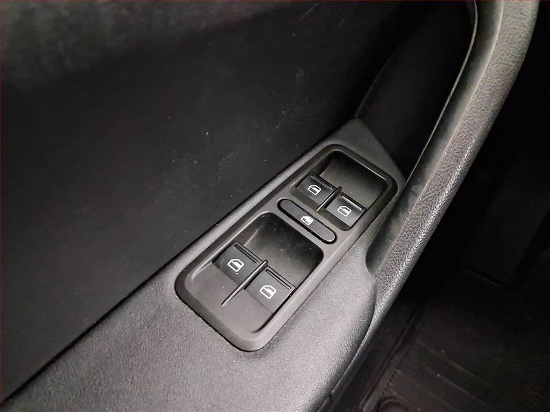 Škoda Yeti (2013) Adventure 2.0 TDI, Navi - fotka 15 z 18