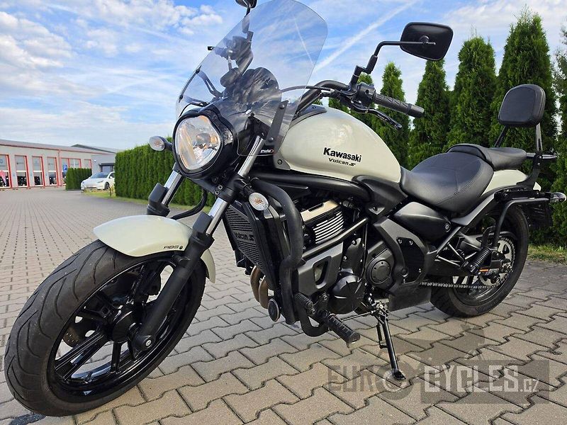 Kawasaki Vulcan S - fotka 12 z 21
