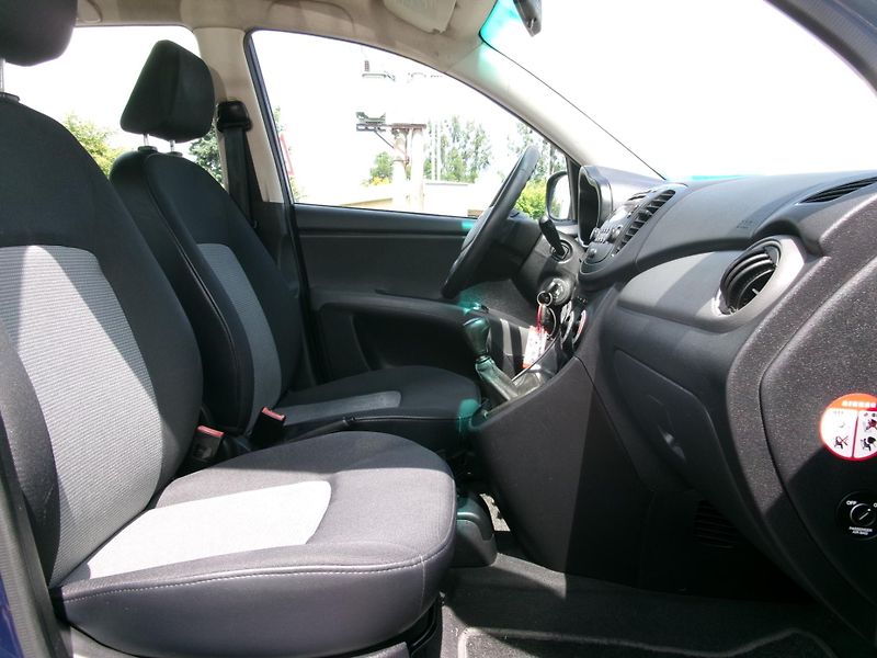 Hyundai i10 (2012) 1,1i KLIMA 1.MAJ - fotka 23 z 24