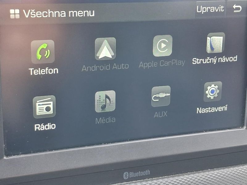 Hyundai Kona 1.0 T-GDI 88kW - fotka 17 z 25