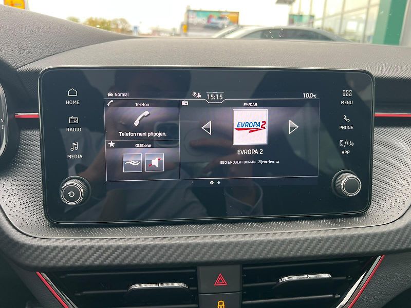 Škoda Scala Monte Carlo 1,0 TSI 85KW DSG - fotka 11 z 25