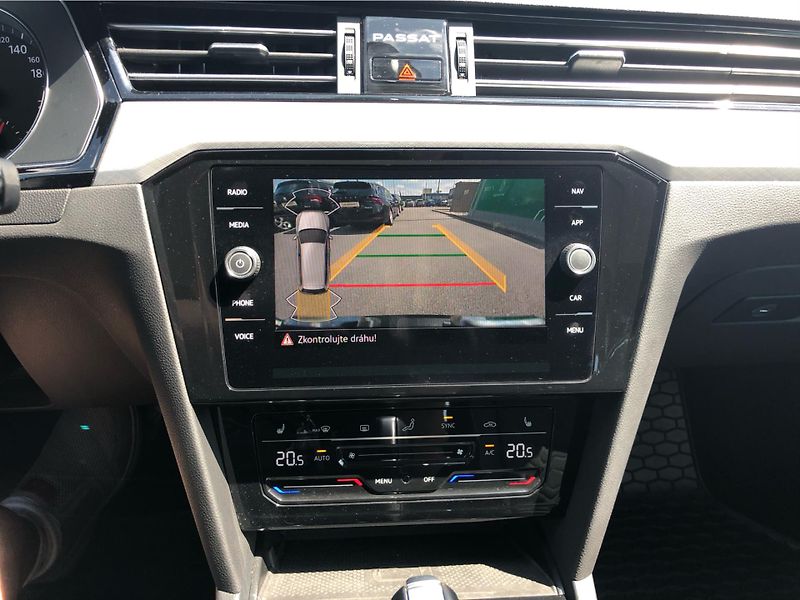 Volkswagen Passat Variant 2.0 TDi DSG 7st. Busin - fotka 20 z 30