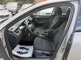 Škoda Octavia 1.5 TSI DSG STYLE - náhled 9
