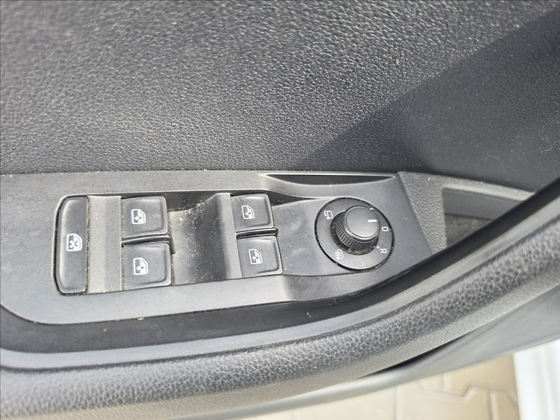 Škoda Superb III 1,4TSi 110KW DSG Style - fotka 13 z 53