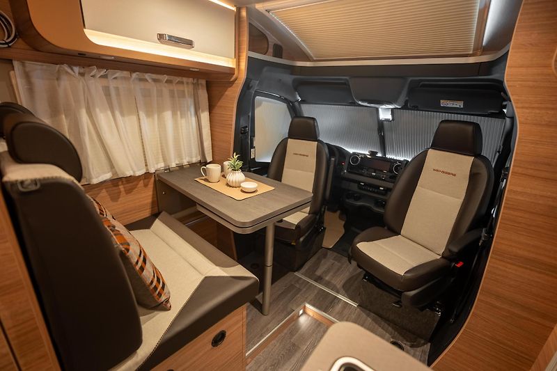 Weinsberg CaraCompact MB (2026) 640 MEG [PEPPER] EDITION - fotka 15 z 22