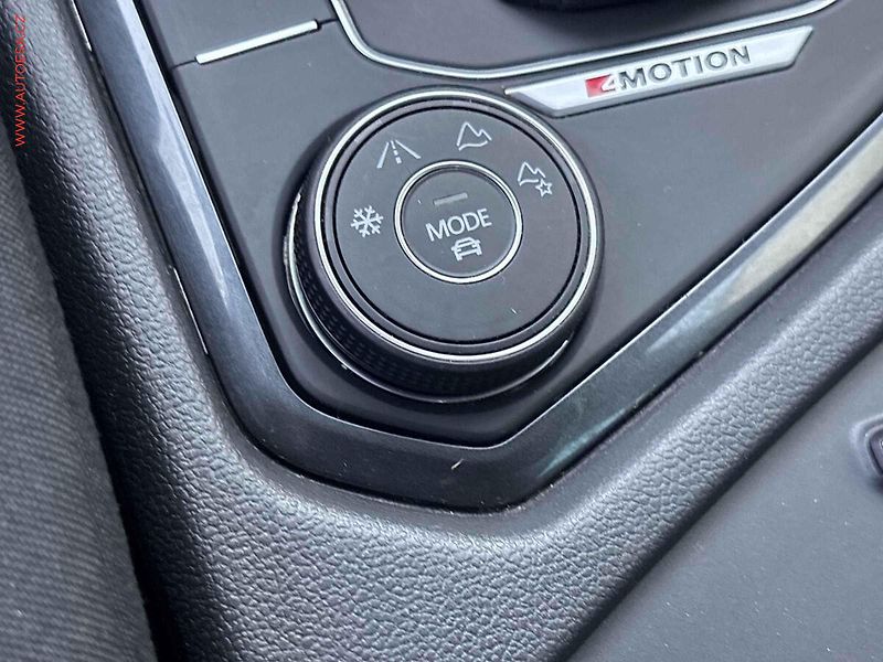 Volkswagen Tiguan (2016) 2.0 TSi 4motion, Comfortline - fotka 15 z 20