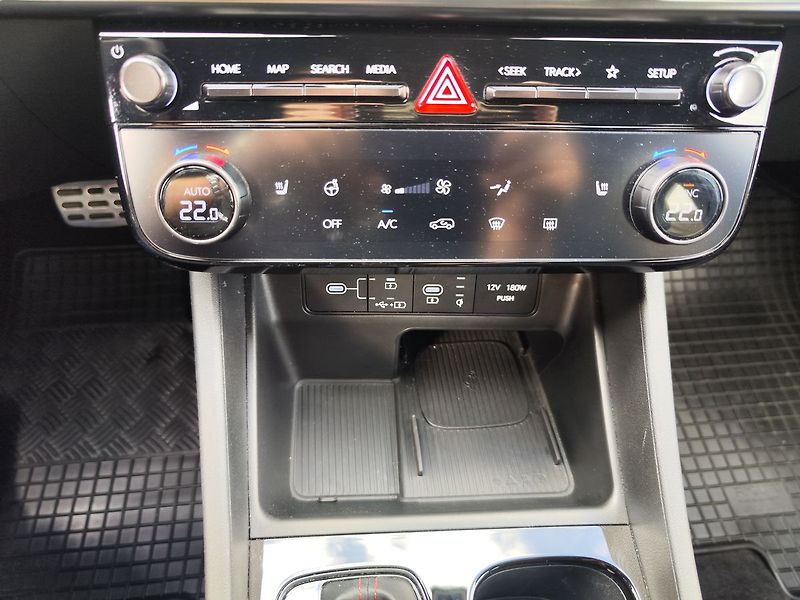 Hyundai Tucson 1.6 T-GDI/118 N-Line DCT - fotka 24 z 34