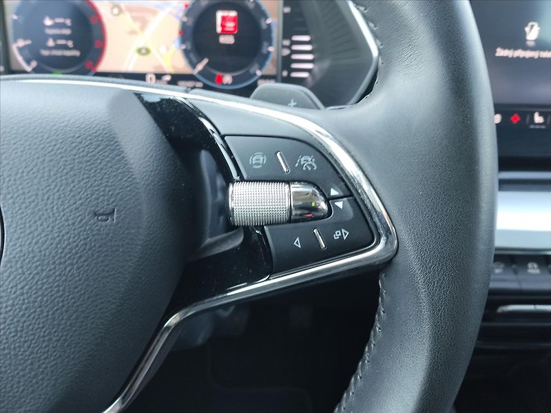 Škoda Octavia 2,0   2.0TDI 110Kw DSG Tažné - fotka 6 z 32