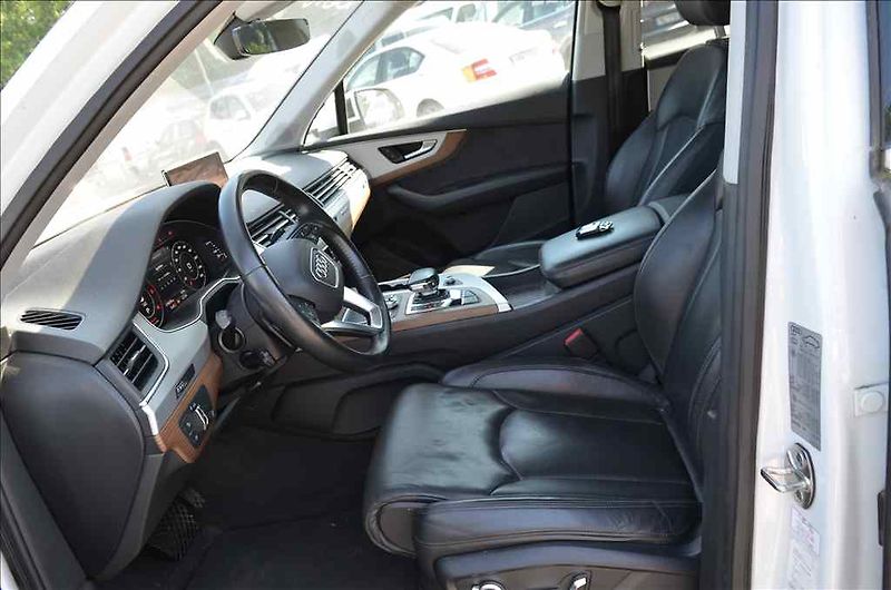Audi Q7 (2017) 3,0 TDI QUATTRO - fotka 15 z 19
