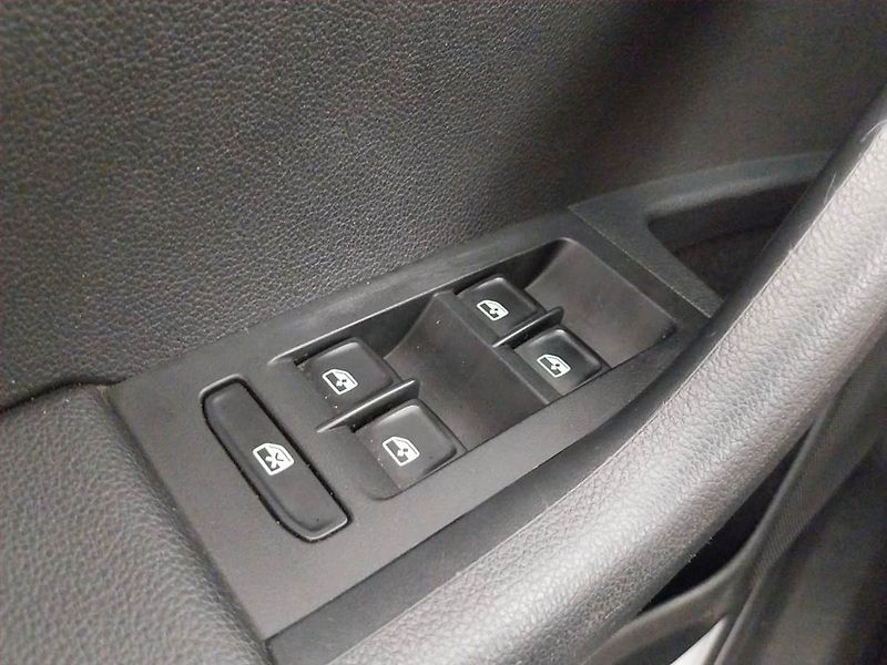 Škoda Octavia (2017) Ambition Plus 1.6 TDI - fotka 20 z 20