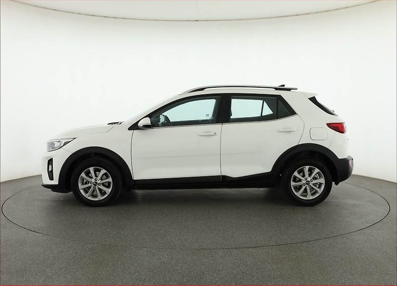 Kia Stonic (2020) 1.0 T-GDI, Automat, ČR,1.maj - fotka 3 z 17