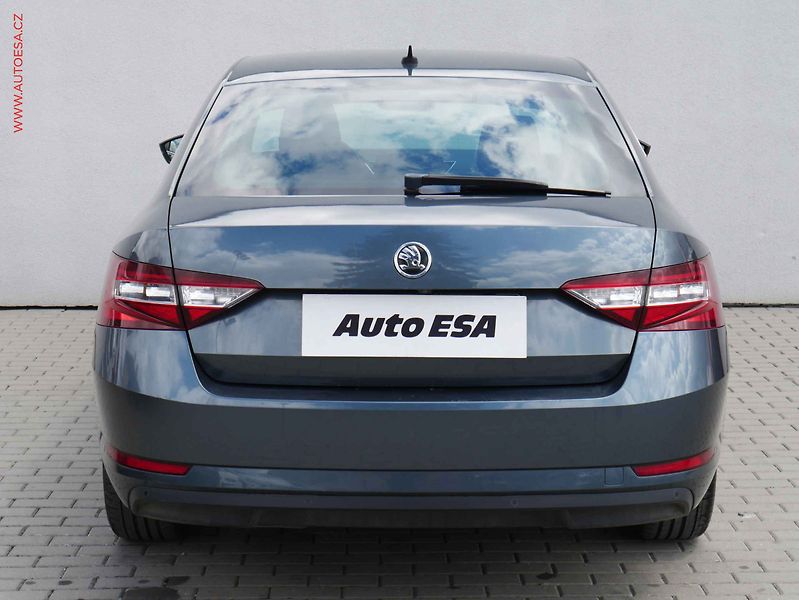 Škoda Superb (2015) 1.6TDi, 1.maj, AC, bixen - fotka 5 z 22