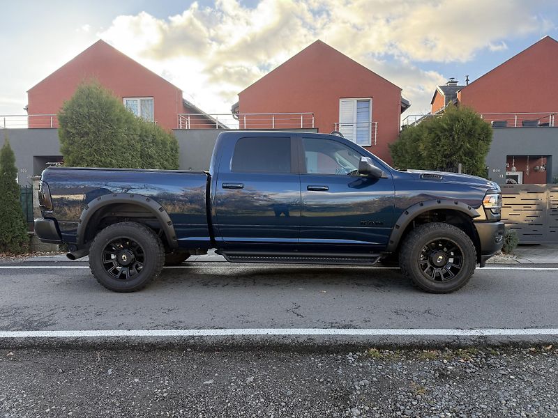 Dodge RAM (2020) +2500+CUMMINS DIESEL+DPH+HD+ - fotka 3 z 24