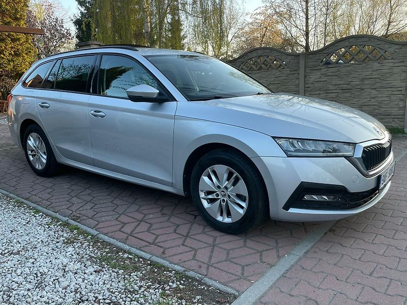 Škoda Octavia 1.5TSi 1.MAJ ČR NEBOUR. ZÁRUKA - fotka 3 z 20