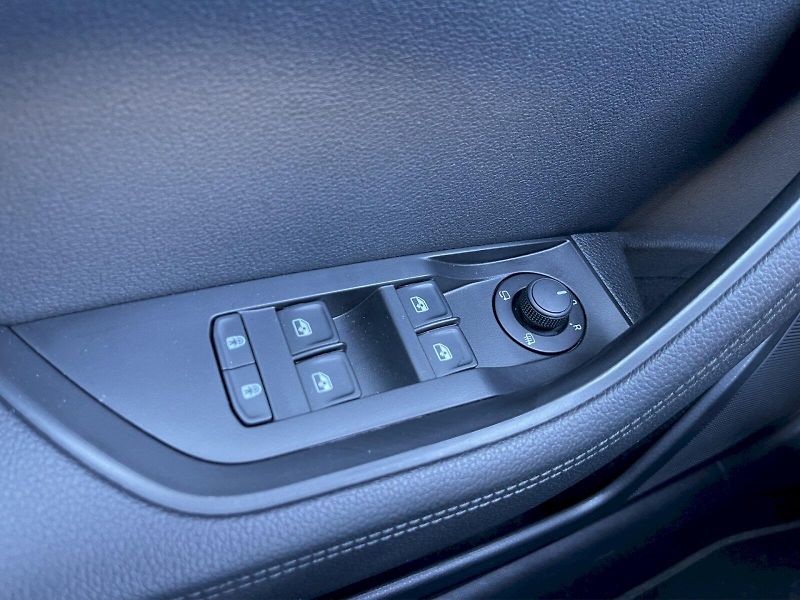 Škoda Superb (2024) 2.0 TDI 110kW DSG Style Plus c - fotka 21 z 34