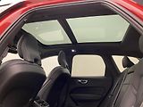 Volvo XC60 B5 AWD R-DESIGN AUT CZ - náhled 32