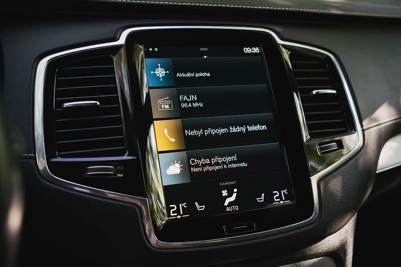 Volvo XC90 (2021) B6 AWD - fotka 21 z 31