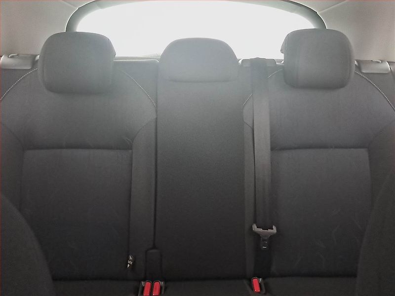 Citroën C4 (2015) 1.6 VTi, Tempomat - fotka 10 z 15