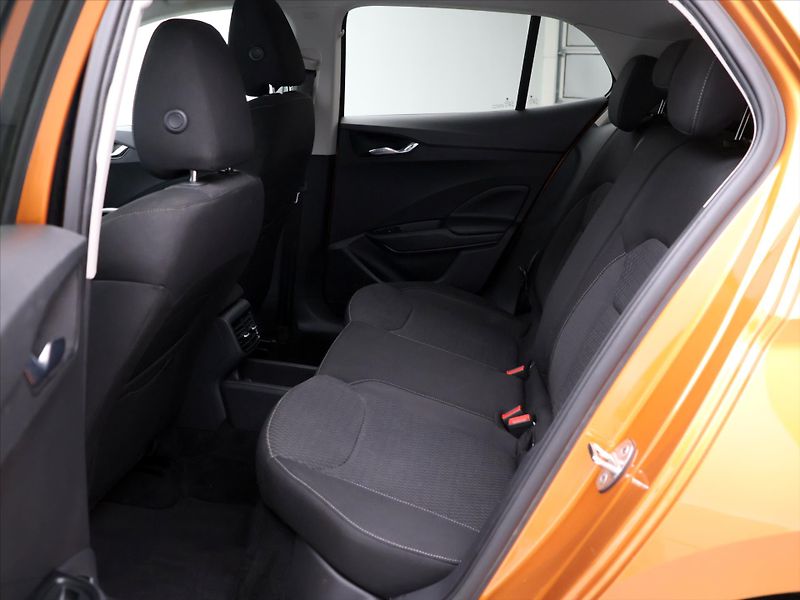 Škoda Fabia 1,0 TSI 81kW CZ Style 2Maj DPH - fotka 14 z 39