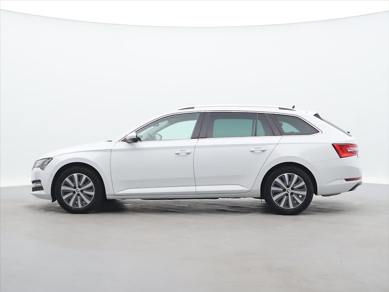 Škoda Superb 1,5 TSI 110kW Style DSG CZ DPH - fotka 4 z 33