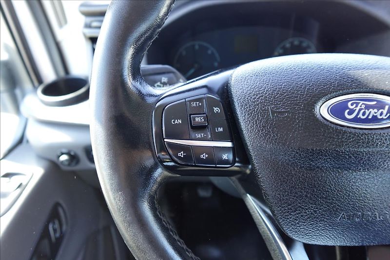 Ford Transit 2,0 TDCi  L3H2 8MÍST BUS KLIMA - fotka 29 z 40