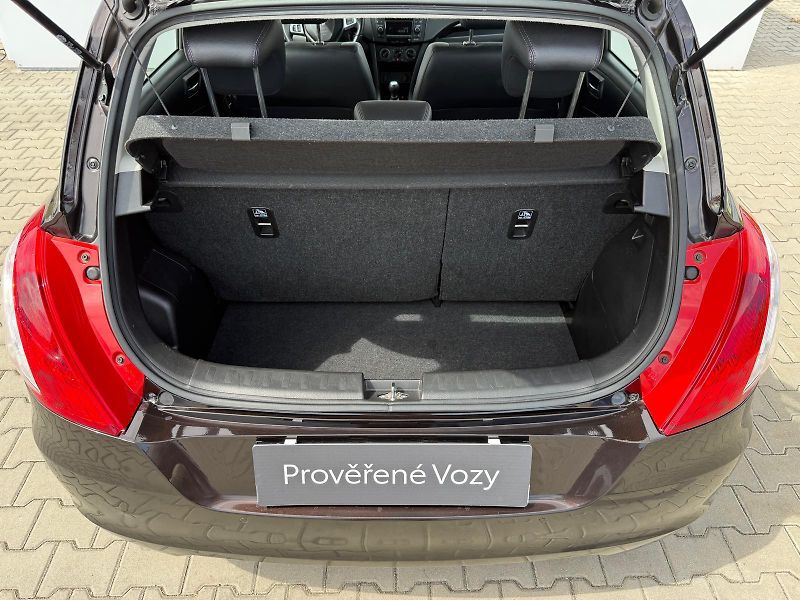 Suzuki Swift 1,2i 69kW - fotka 10 z 25