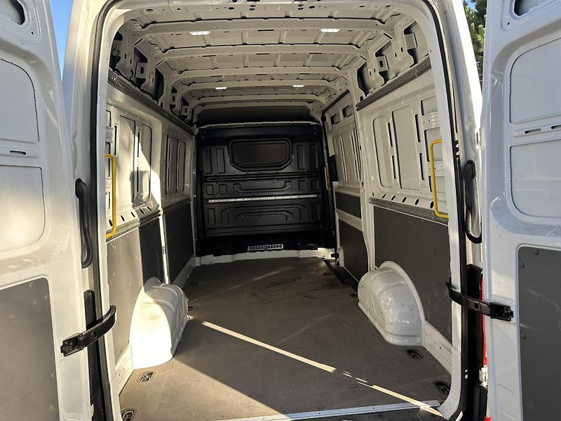 Volkswagen Crafter 2,0TDi, 103Kw, LED SVĚTLOMETY - fotka 20 z 21