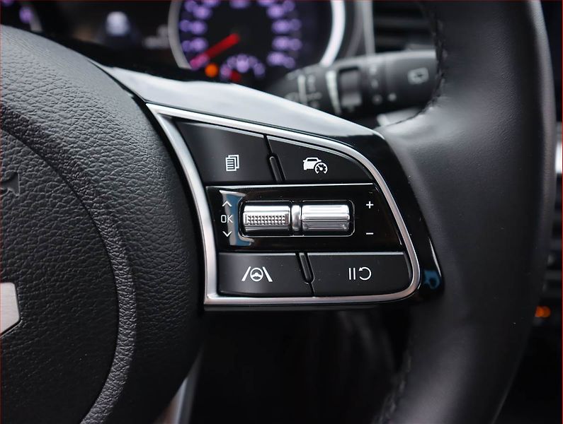Kia Ceed (2023) Silver 1.5 T-GDI - fotka 17 z 20