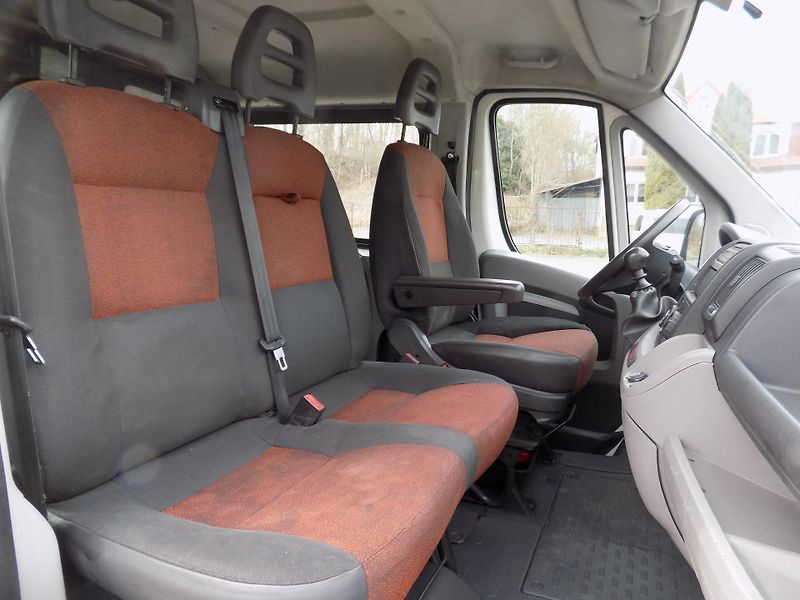 Fiat Ducato (2011) 2,3 88KW L2H1 6MÍST - fotka 28 z 47