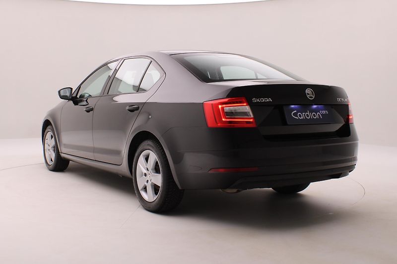Škoda Octavia 1.4TSI AMBITION CZ REZERVACE - fotka 10 z 35