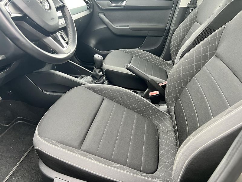 Škoda Fabia 1.0MPi 55kw KLIMA ALU PŮVOD ČR - fotka 11 z 35