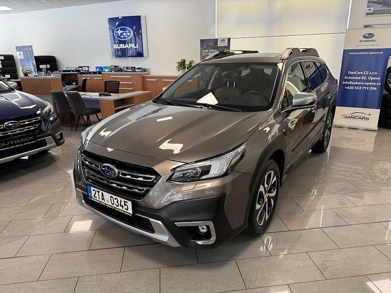 Subaru Outback 2.5i Touring Lin., CZ, 1. maj - fotka 1 z 48