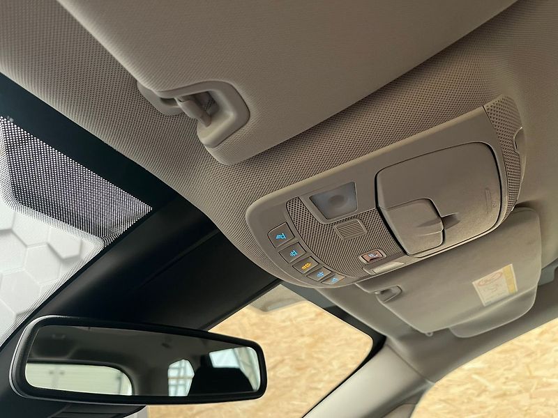 Ford Galaxy 2.5 HEV TITANIUM LED 7míst - fotka 25 z 66