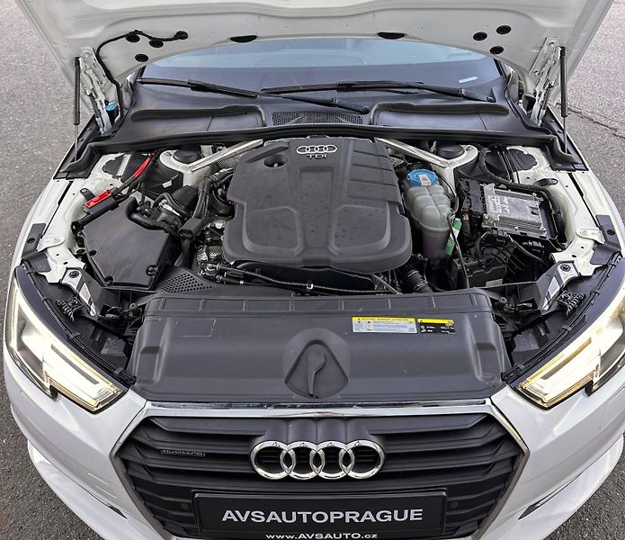Audi A4 (2016) B9 2.0 TDI 140 KW QUATTRO 2016 - fotka 30 z 30