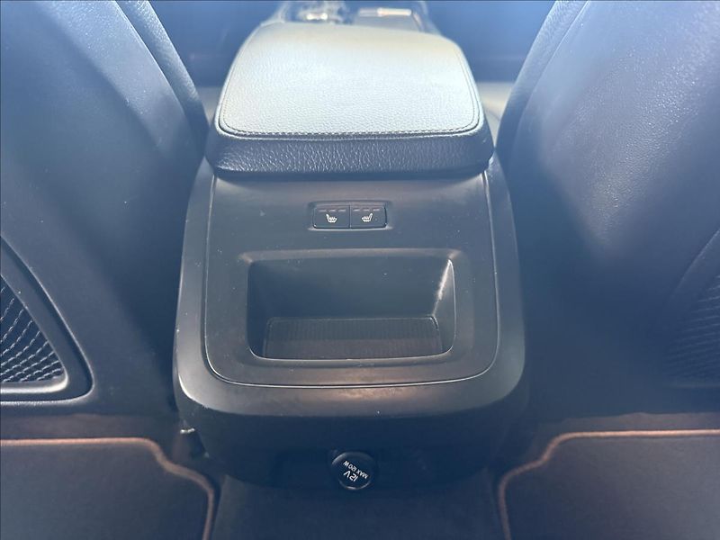 Volvo S90 2,0   173 kW,D5,4x4 - fotka 26 z 33