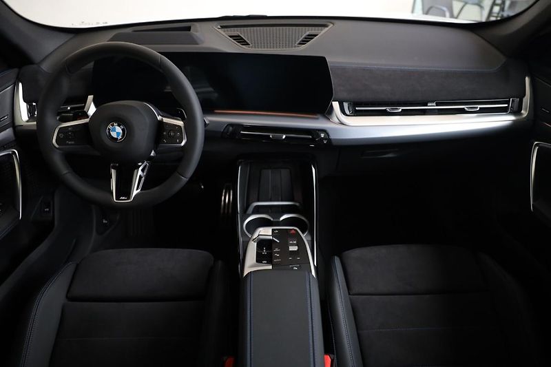 BMW X1 xDrive23d - fotka 5 z 17