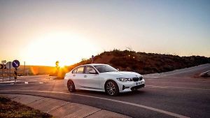 BMW 330e