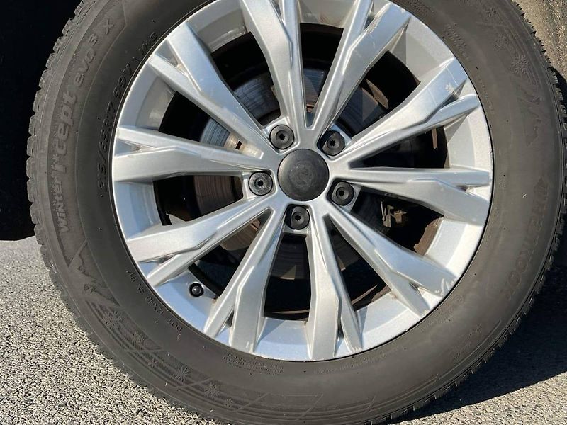 Volkswagen Tiguan (2022) 1.5 TSI Life - fotka 6 z 20