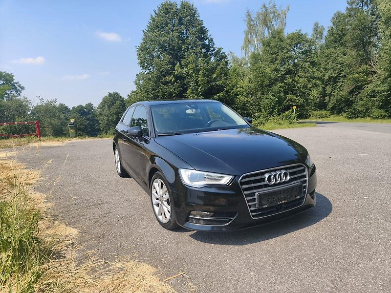 Audi A3 (2015) - fotka 7 z 32